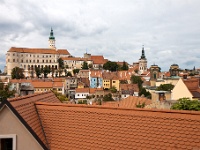 Mikulov - pohled na město - zámek, kostel sv.Václava,  Ditrichštejnská hrobka...